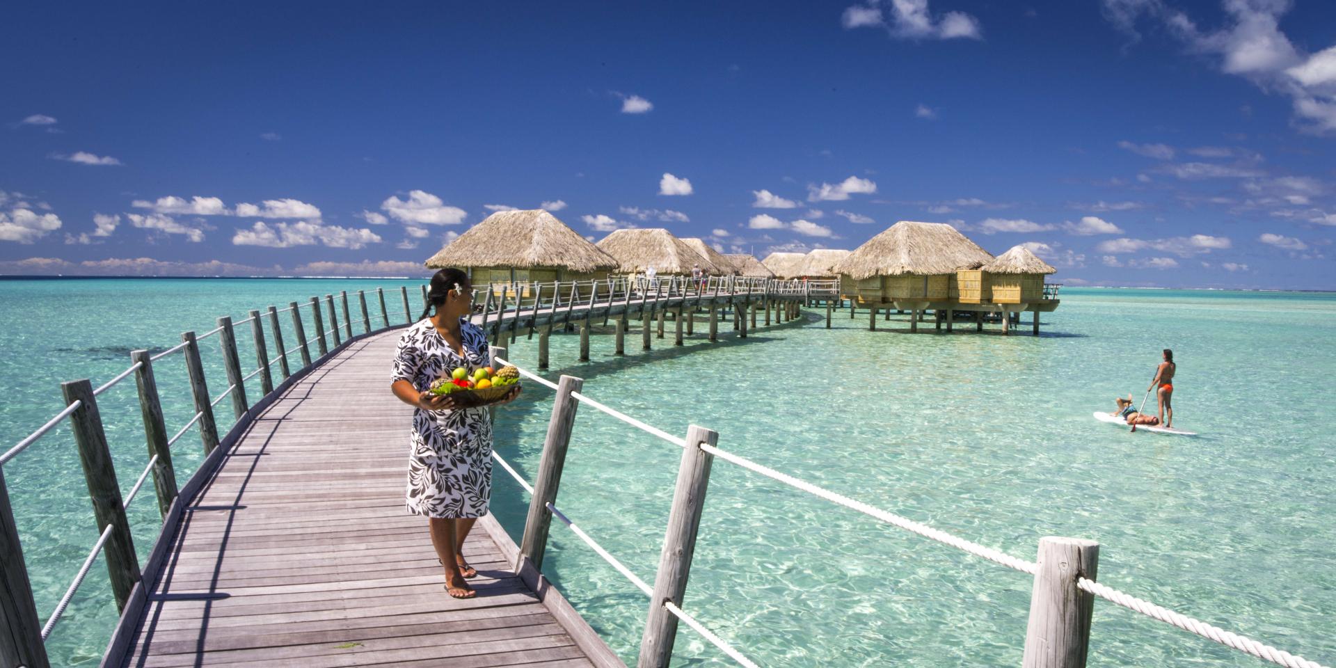 Overwater Bungalow At Hôtel Le Taha'a - Tahiti Tourisme