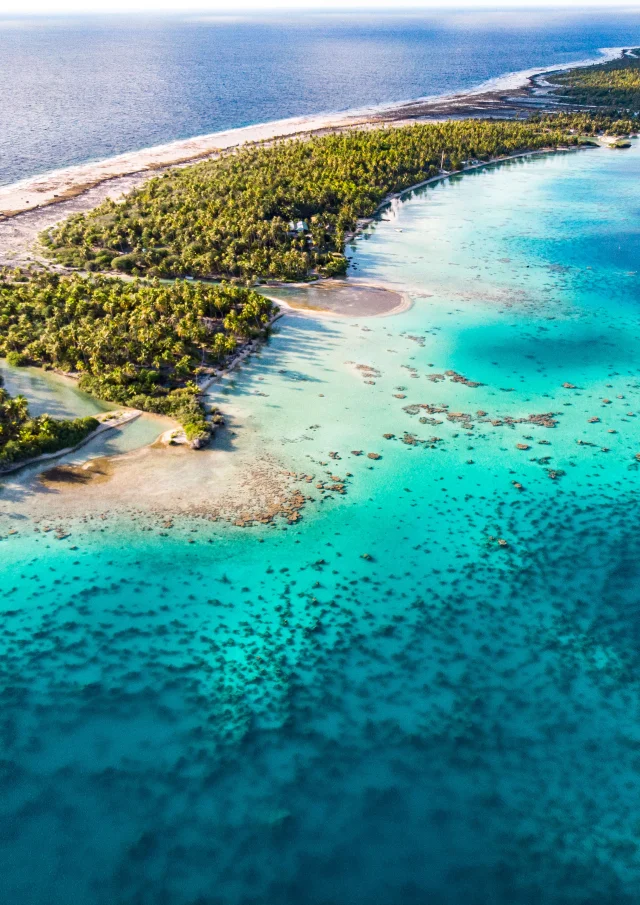 Vue Aérienne De Ahe Tahiti Tourisme © Stéphane Mailion