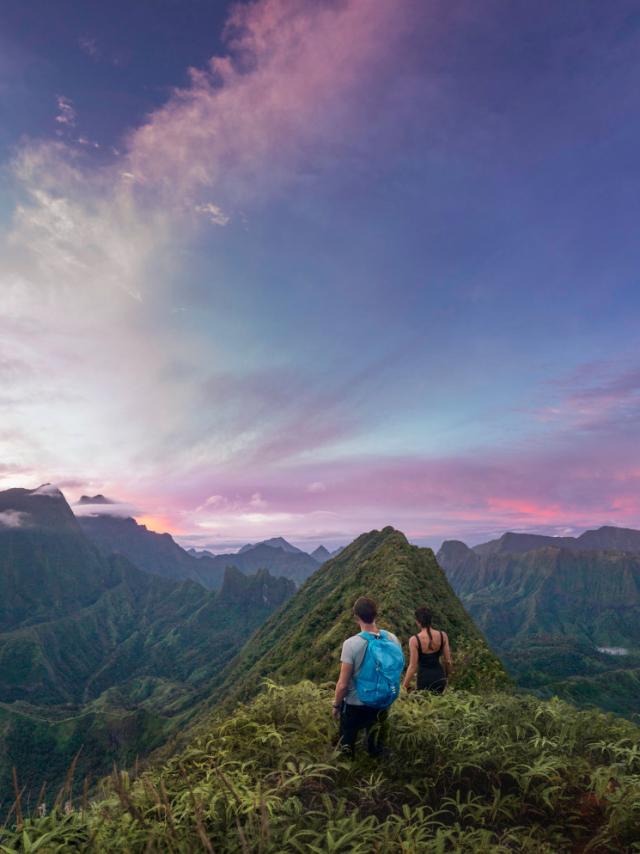 La Vue Du Mont Aorai Tahiti Tourisme © Myles Mcguinness