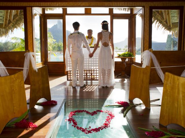 Mariage à Bora Bora - Tahiti Tourisme © Grégoire Le Bacon