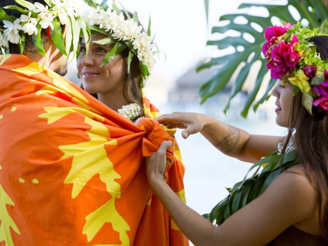 Mariage traditionnel à Moorea - Tahiti Tourisme © Grégoire Le Bacon