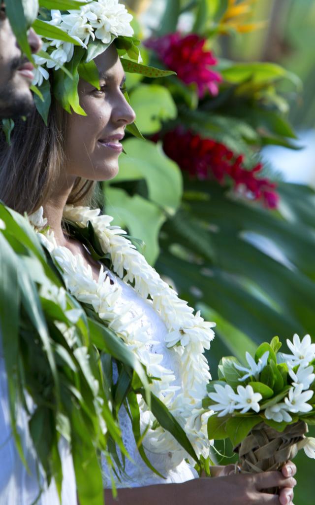 Wedding in Tahiti Et Ses Îles - Tahiti Tourisme © Grégoire Le Bacon