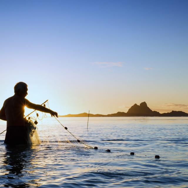 Pêcheur De Tahaa © Stéphane Mailion Photography