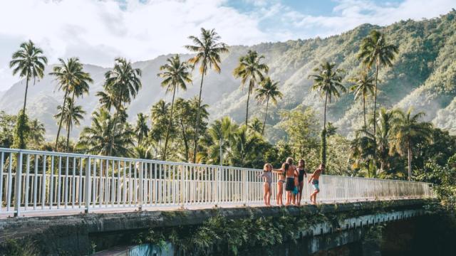 Pont au dessus de la rivière de Vaiha