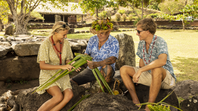 Weaving in Nuku Hiva