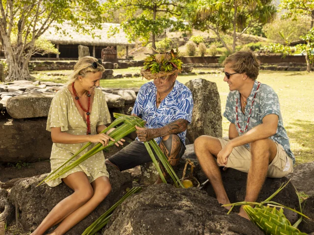 Weaving in Nuku Hiva
