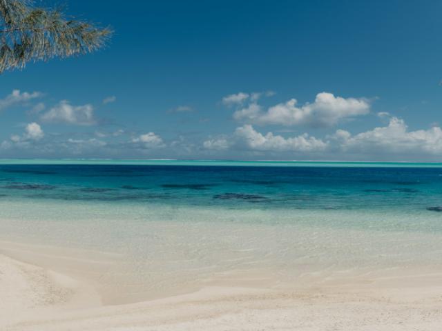 Panorama de la Plage De Matira à Bora Bora