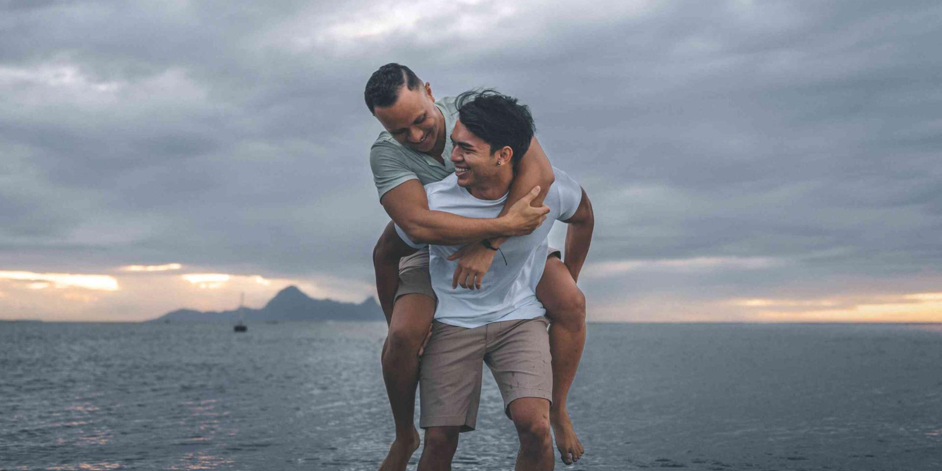 LGBT+ couple in Tahiti